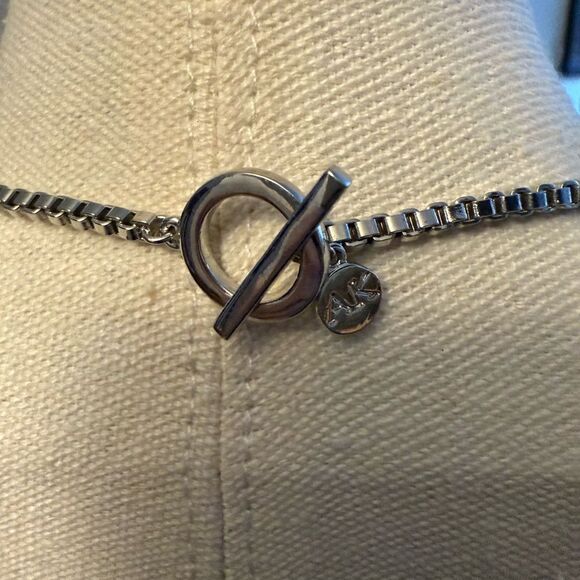 Anne Klein Signed Silver Tone long Box Chain Necklace Toggle Clasp & Oval Stones - Picture 4 of 6